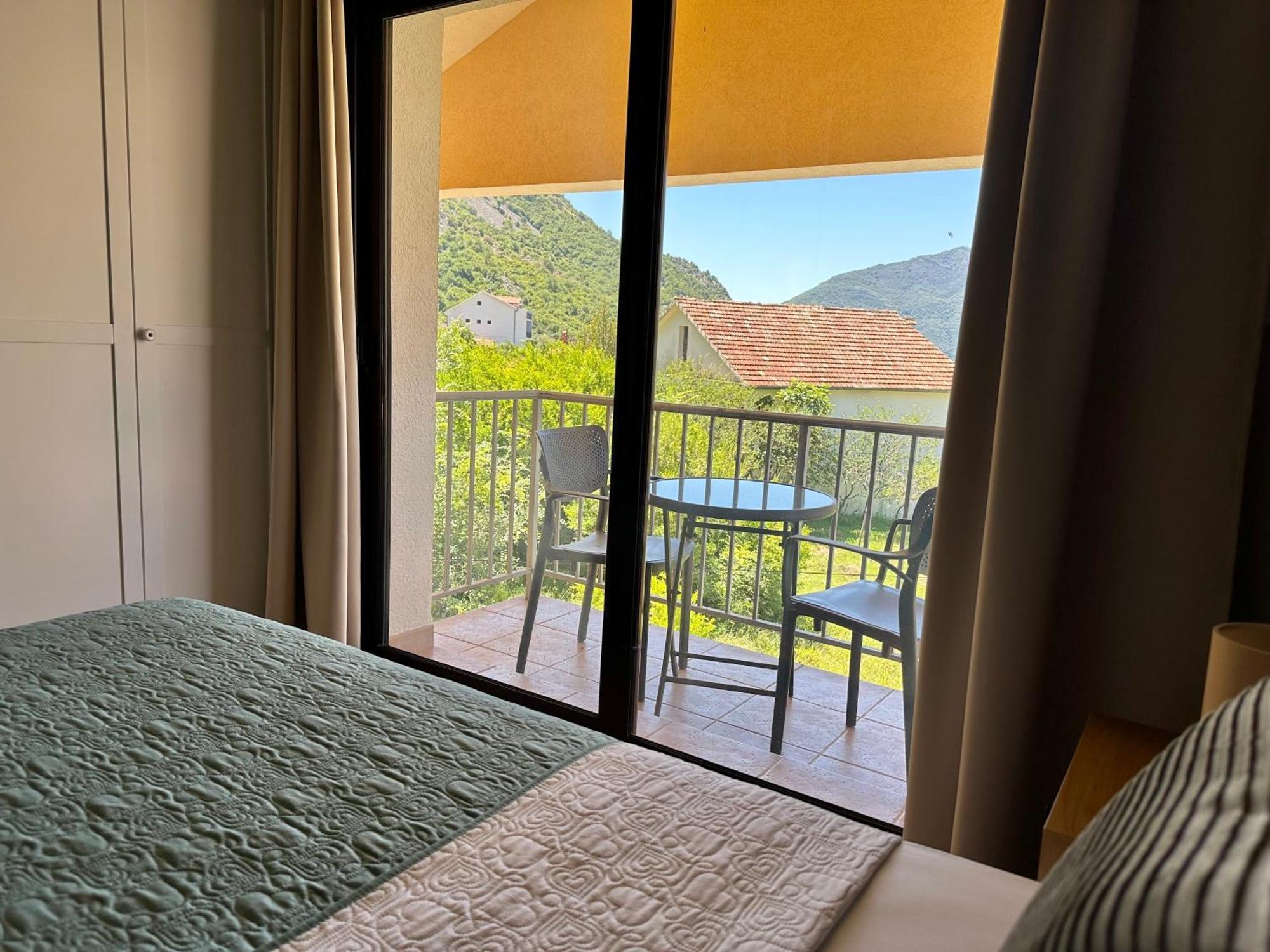 Villa Risan Apartments Zewnętrze zdjęcie