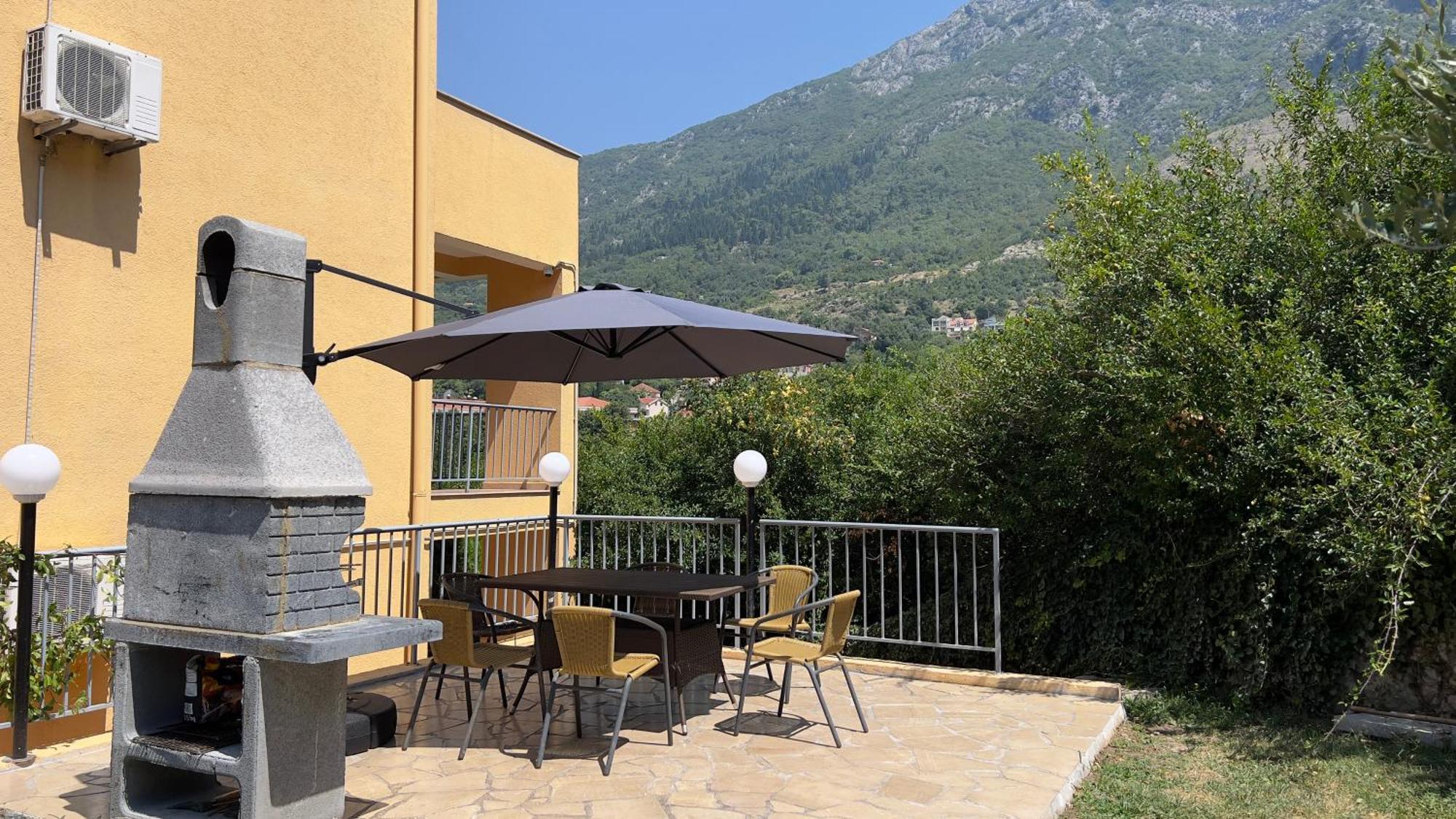 Villa Risan Apartments Zewnętrze zdjęcie